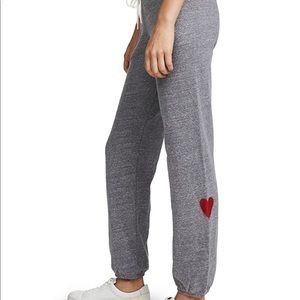 MONROW grey heather Sweats with Embroidered Hearts